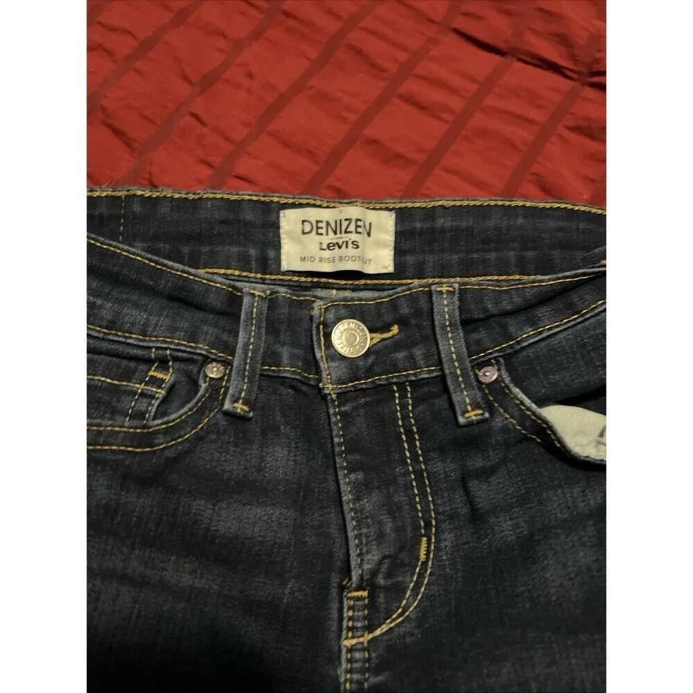 Levi's Denizen Mid-Rise Boot-Cut 27x32